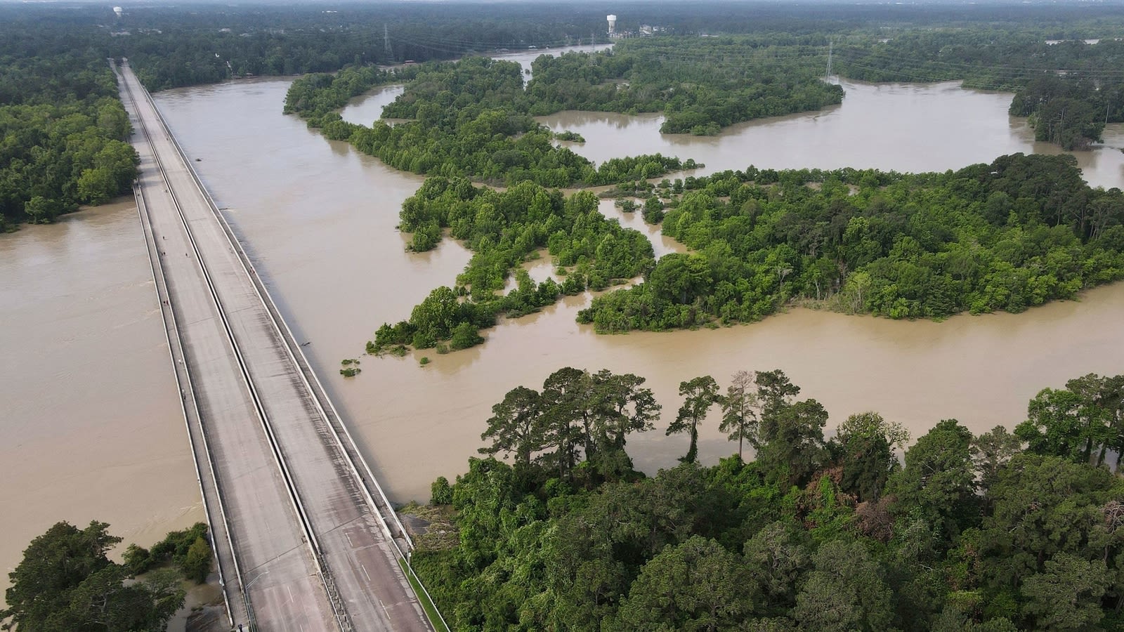 Body of 4-year-old boy recovered from floodwaters amid more than 200 rescues across Texas