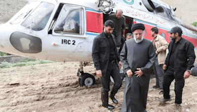 Mirá las primeras imágenes del rescate del helicóptero del presidente de Irán tras el accidente - Diario Río Negro