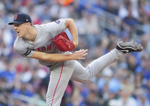 Reliever Chris Martin, sidelined two weeks by anxiety, rejoins Red Sox in Toronto - The Boston Globe