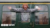 Mr Doodle: Kent artist to doodle over entire train carriage