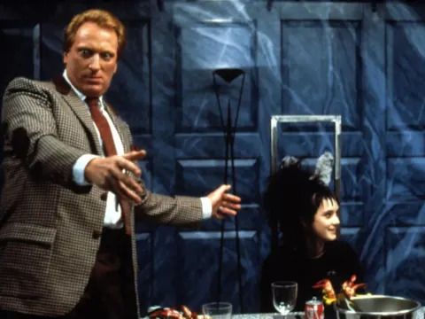 Beetlejuice 2: Why Isn’t Jeffrey Jones Playing Charles Deetz? Character Death Explained