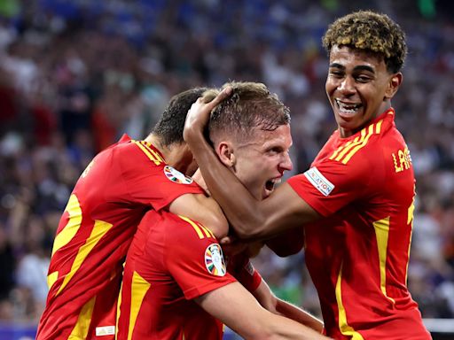 Spain 2-1 France - Lamine Yamal scores stunner as Spain come from behind to edge France and reach final - Eurosport