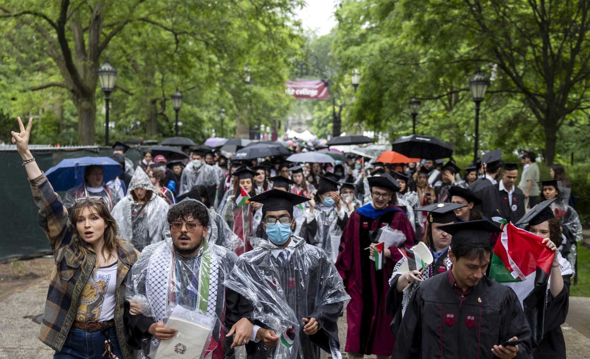 Disruptions at University of Chicago graduation as school withholds 4 diplomas over protests