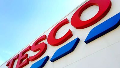 Tesco issues warning over opening time change on Sunday which could catch 1,000s of shoppers off-guard