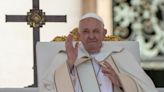 El papa Francisco se disculpa por usar un término ofensivo hacia la población LGBTIQ+