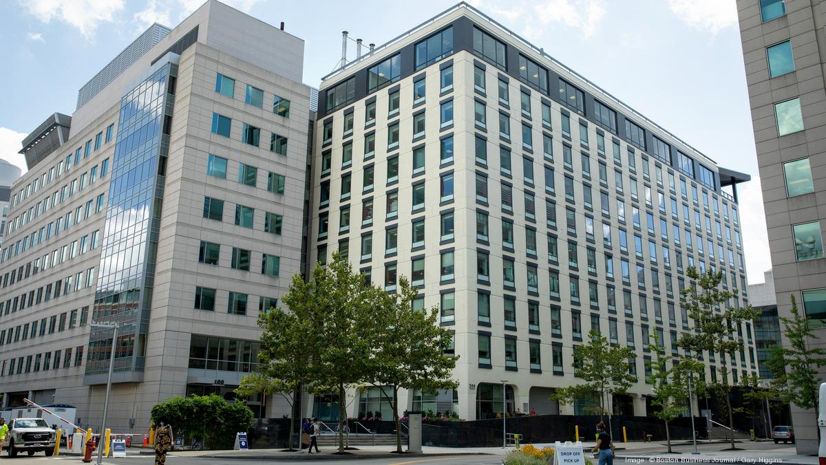 Alexandria to pay $270M to extend lease on Kendall’s Tech Square - Boston Business Journal