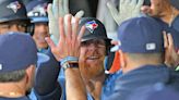 Justin Turner's two homers lift Blue Jays past Royals