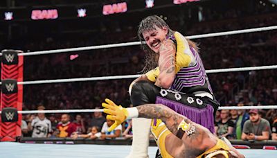 Dominik Mysterio con el deseo de ganarse al público mexicano en el Supershow de WWE | El Universal