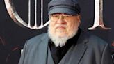 George R. R Martin asegura que le gustaría tener un dragón para destruir el Kremlin