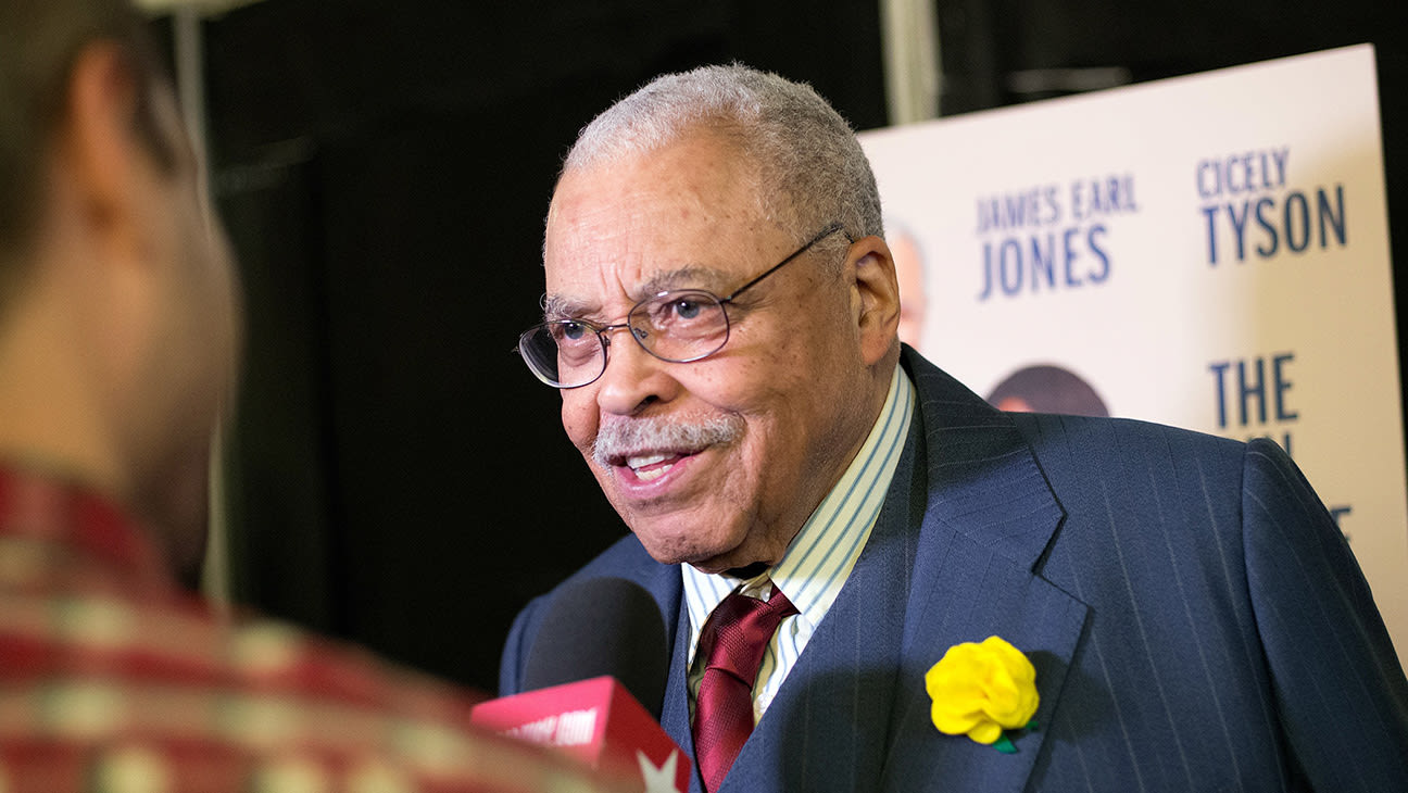 Mark Hamill, Kevin Costner Among Stars Paying Tribute to James Earl Jones: “RIP Dad”