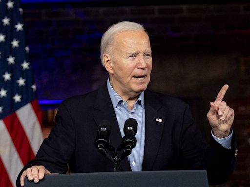 Joe Biden abre la puerta a abandonar la carrera electoral, pero solo si se lo recomiendan los médicos