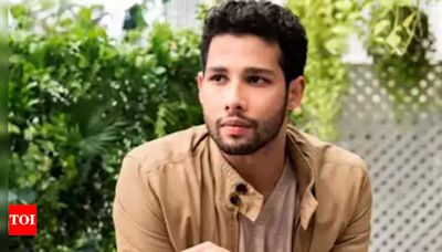 Siddhant Chaturvedi reveals he shaved his head after his debut film was scrapped; says, ‘It was a big jolt for me’ - Times of India