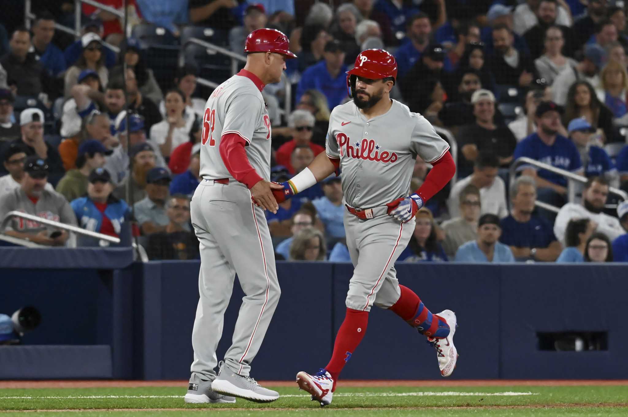 Kyle Schwarber hits 3 homers for 2nd time this season as Phillies rally past Blue Jays 10-9