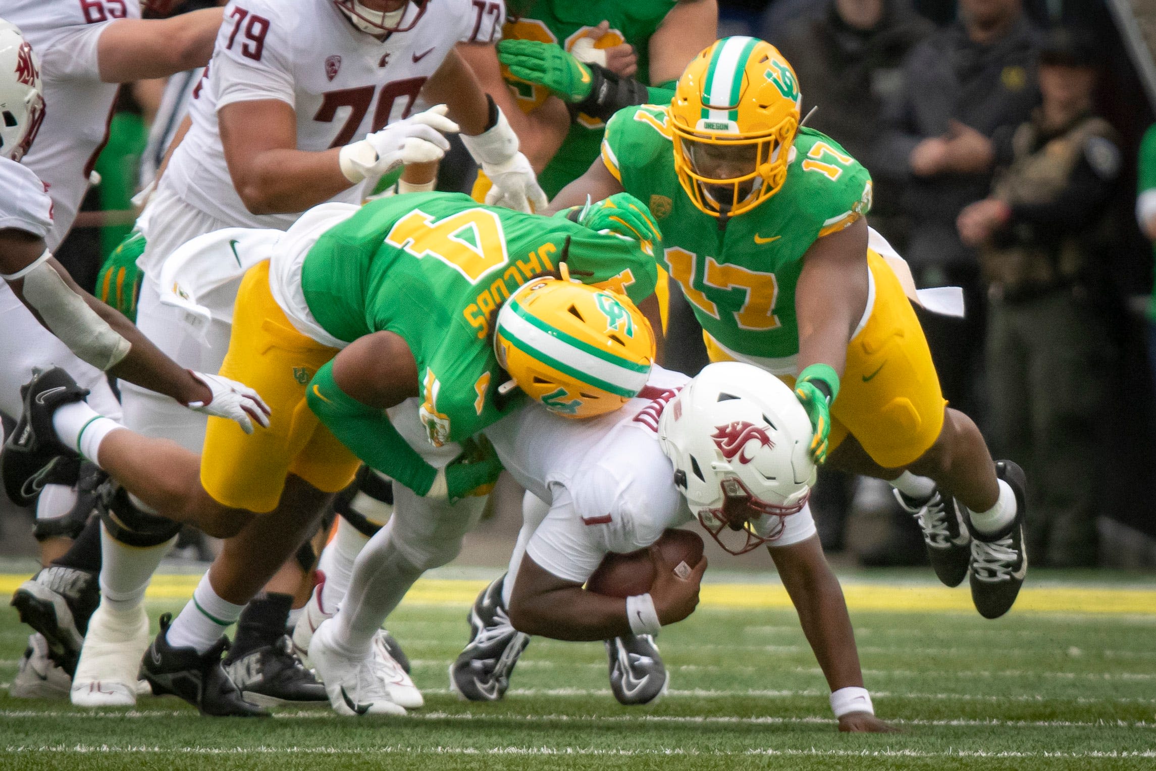 EA Sports College Football 25 ranks Oregon Ducks defense among top in nation