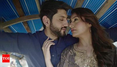 Ishqbaaz actors and good friends Surbhi Chandna and Kunal Jai Singh reunite in Kashmir - Times of India