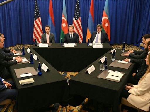 Blinken says Armenia, Azerbaijan near 'dignified' deal