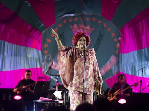 Alcione canta no Central Park