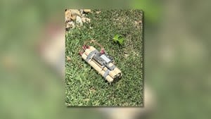 Roswell police defuse situation after city employee finds fake bomb in trash