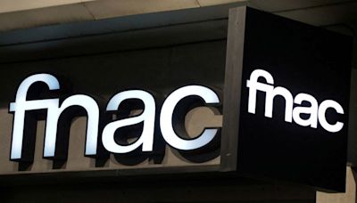 Fnac Darty, Kretinsky offer to buy Italy's Unieuro for around $270 million