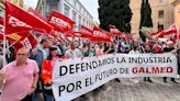 La plantilla de Galmed lleva sus protestas a València