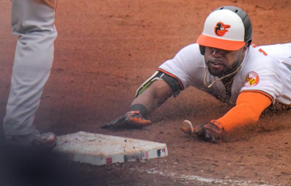 Orioles crush Red Sox, 11-3, for 5th straight win as Cedric Mullins, Kyle Stowers break game open