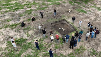 Reanudan la búsqueda de restos humanos en el Campo San Pedro