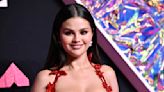 Surprise! Selena Gomez performs 'Let Somebody Go' with Coldplay at the Rose Bowl