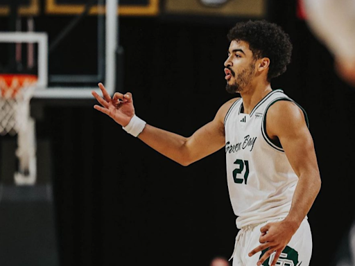 Green Bay men’s basketball star Noah Reynolds transfers to TCU