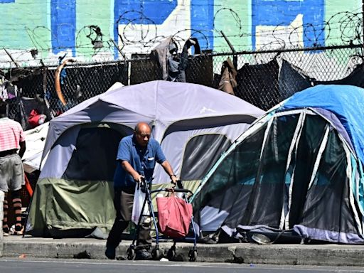 Kaliforniens Gouverneur ordnet Auflösung von Obdachlosencamps an