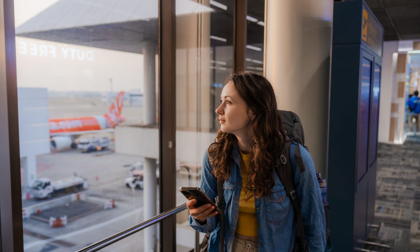 Alternative Airlines: A Smart Way to Pay for Travel? - NerdWallet