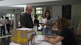 Miles de venezolanos votaron en España en una jornada sin incidentes y con aires de cambio