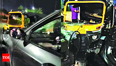 Pune crash re-run? Drunk teen rams SUV into autorickshaw; 4 injured | Pune News - Times of India