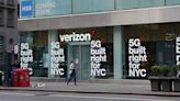 Verizon Adds Subscribers. A Disappointing Outlook Is Dragging Down the Stock.