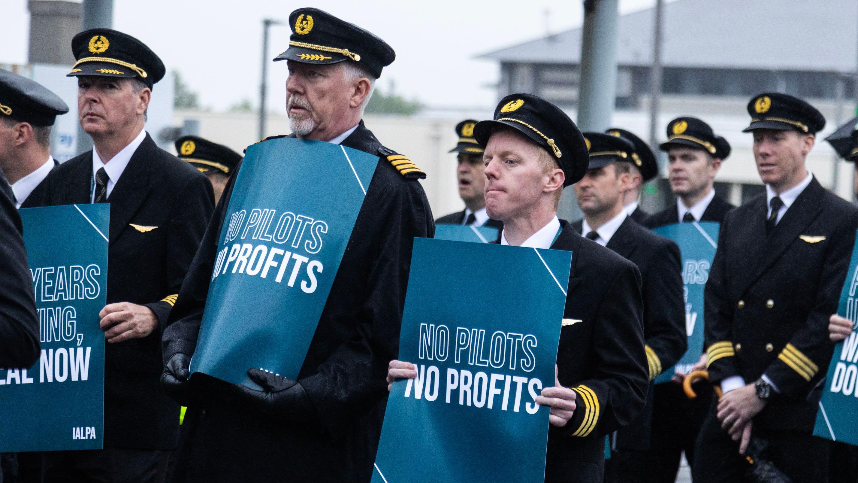 Aer Lingus accepts proposed pay rise for pilots