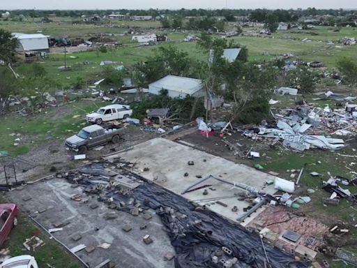 Two dead, major storm damage in Cooke and Denton counties after tornado warning late Saturday night