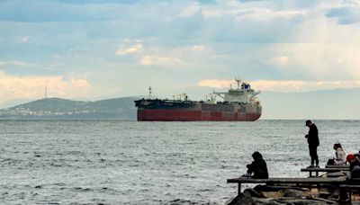 Europe Must Clamp Down on Russian Oil Flows Through Turkey | by Martin Vladimirov - Project Syndicate