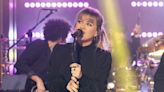 Kelly Clarkson Wows Fans With Energetic Cover of Jennifer Lopez 'Let's Get Loud'