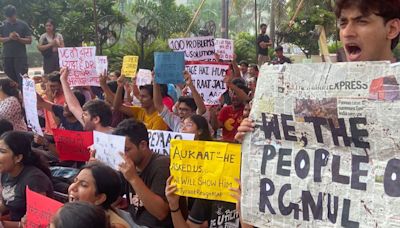 On day 6, RGNUL students boycott classes, continue to sit on protest