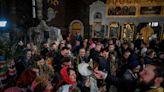 Both Ukrainian and Russian-controlled churches hold Easter services in Kyiv Pechersk Lavra