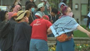 2 arrested as University of Pittsburgh protest expands, creates traffic disruption