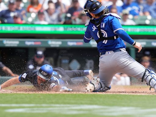 Tigers finish wild 14-11 win over Jays with walk-off blast