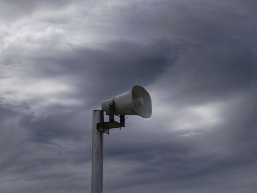 Shawnee Co. tornado sirens suffer software issue, causing them to continue to sound