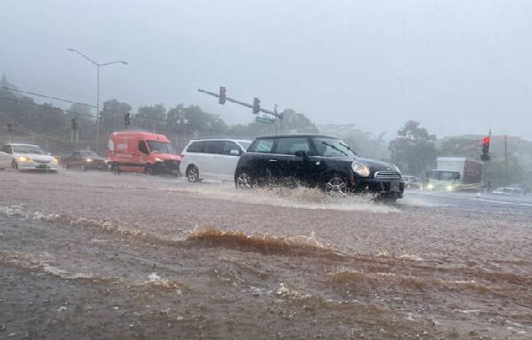 Flash flood warning extended again for Windward Oahu