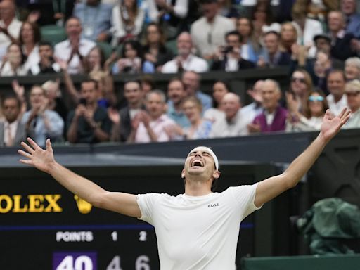 Taylor Fritz beats Alexander Zverev at Wimbledon. Novak Djokovic gets into it with the crowd