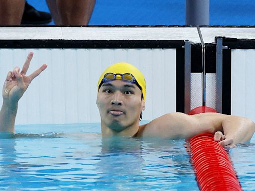 Drama surrounds men's 200-meter backstroke at Olympics as one swimmer is disqualified, another goes missing