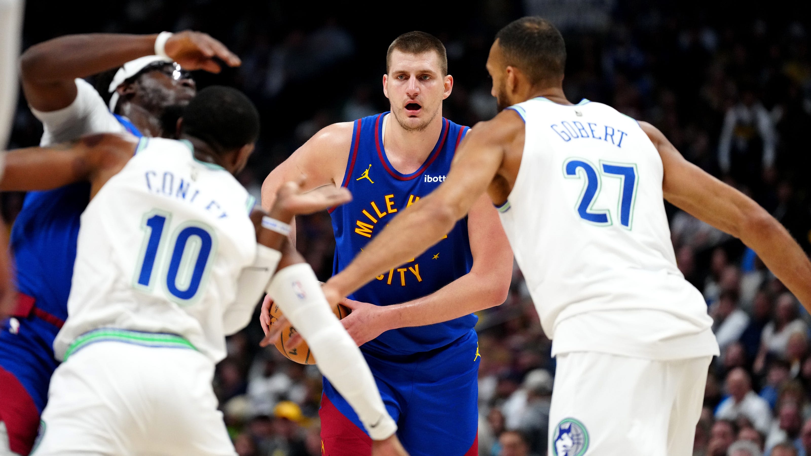 Denver Nuggets vs Minnesota Timberwolves predictions, odds: Who wins NBA playoff series?