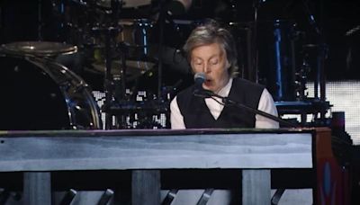 Paul McCartney makes fans 'cry' with emotional rendition of final Beatles song