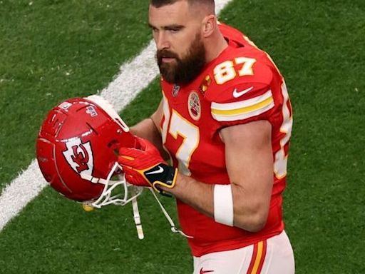 Chiefs adjust Travis Kelce's contract; now highest-paid TE
