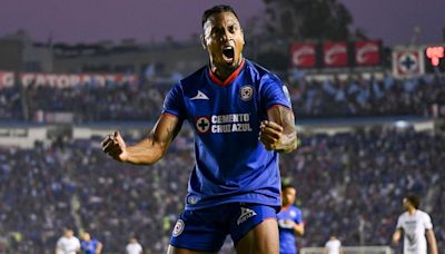 Cómo Cruz Azul adoptó un 'nuevo himno' gracias a Anselmi