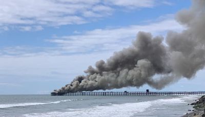 Incendio en muelle de Oceanside llena de humo a San Diego